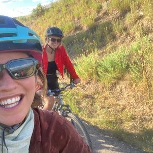 Meet your Posher, Larkin